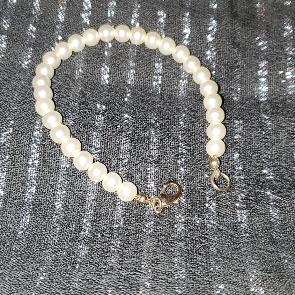 Faux Pearl Bracelet